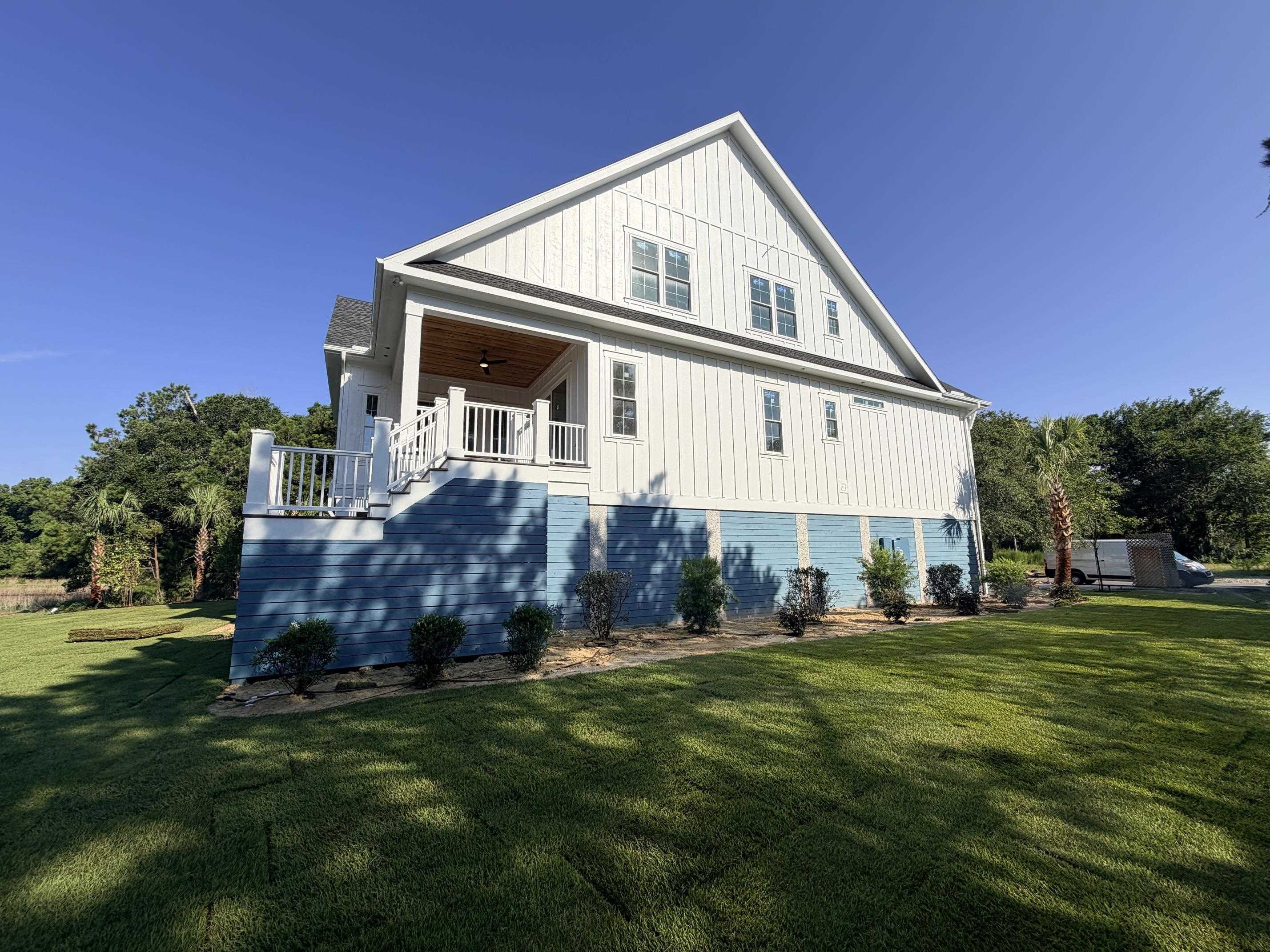 292 Colony Club Dr.