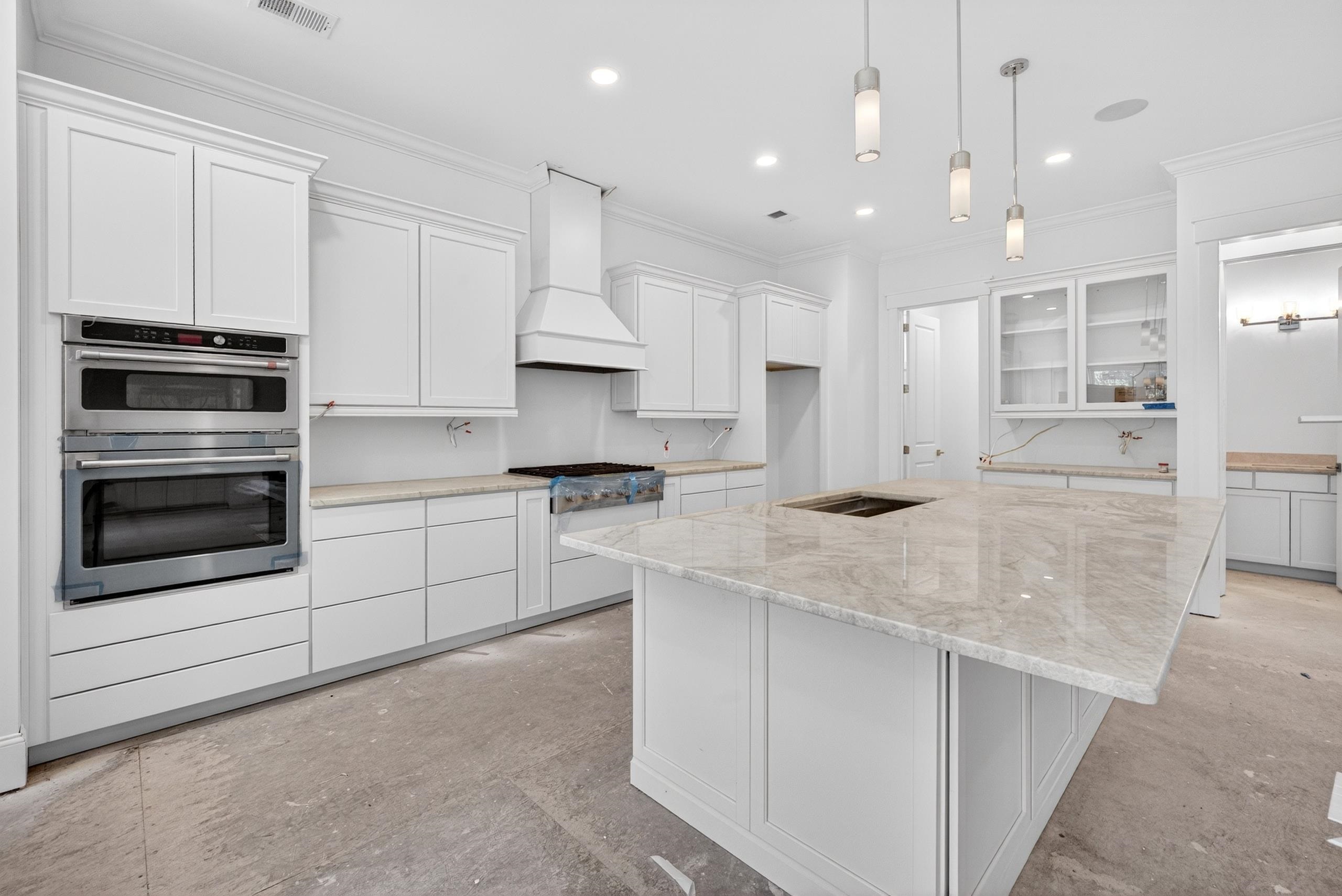 292 Colony Club Dr.