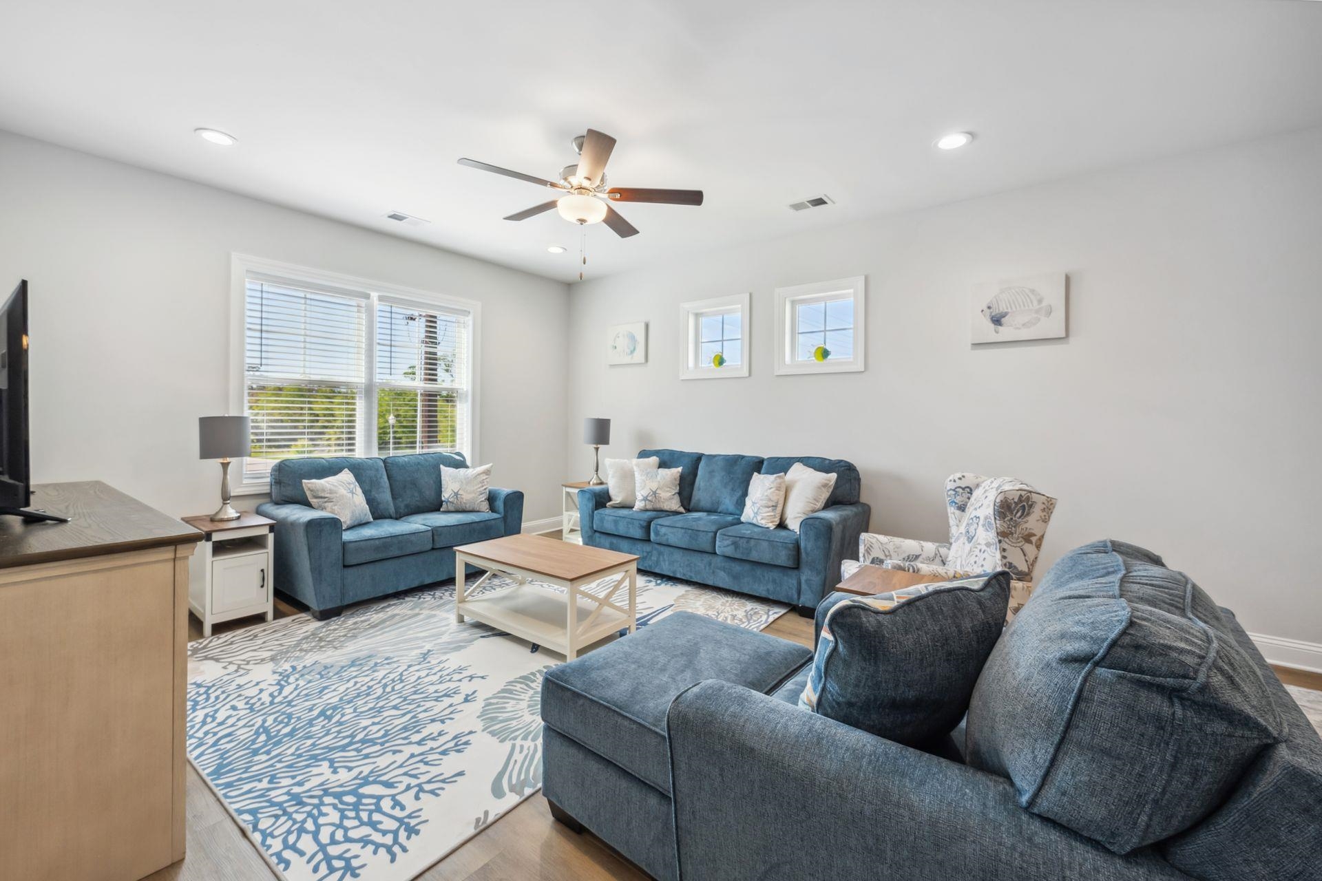 143 Litchfield Landing