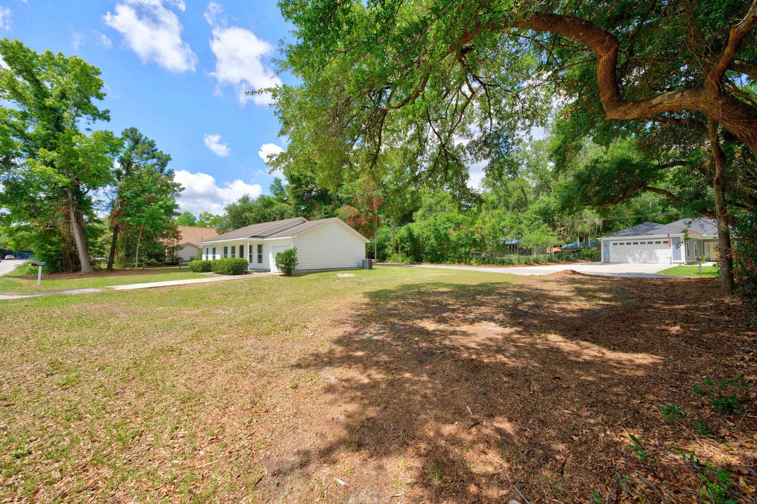 2212 South Island Rd.
