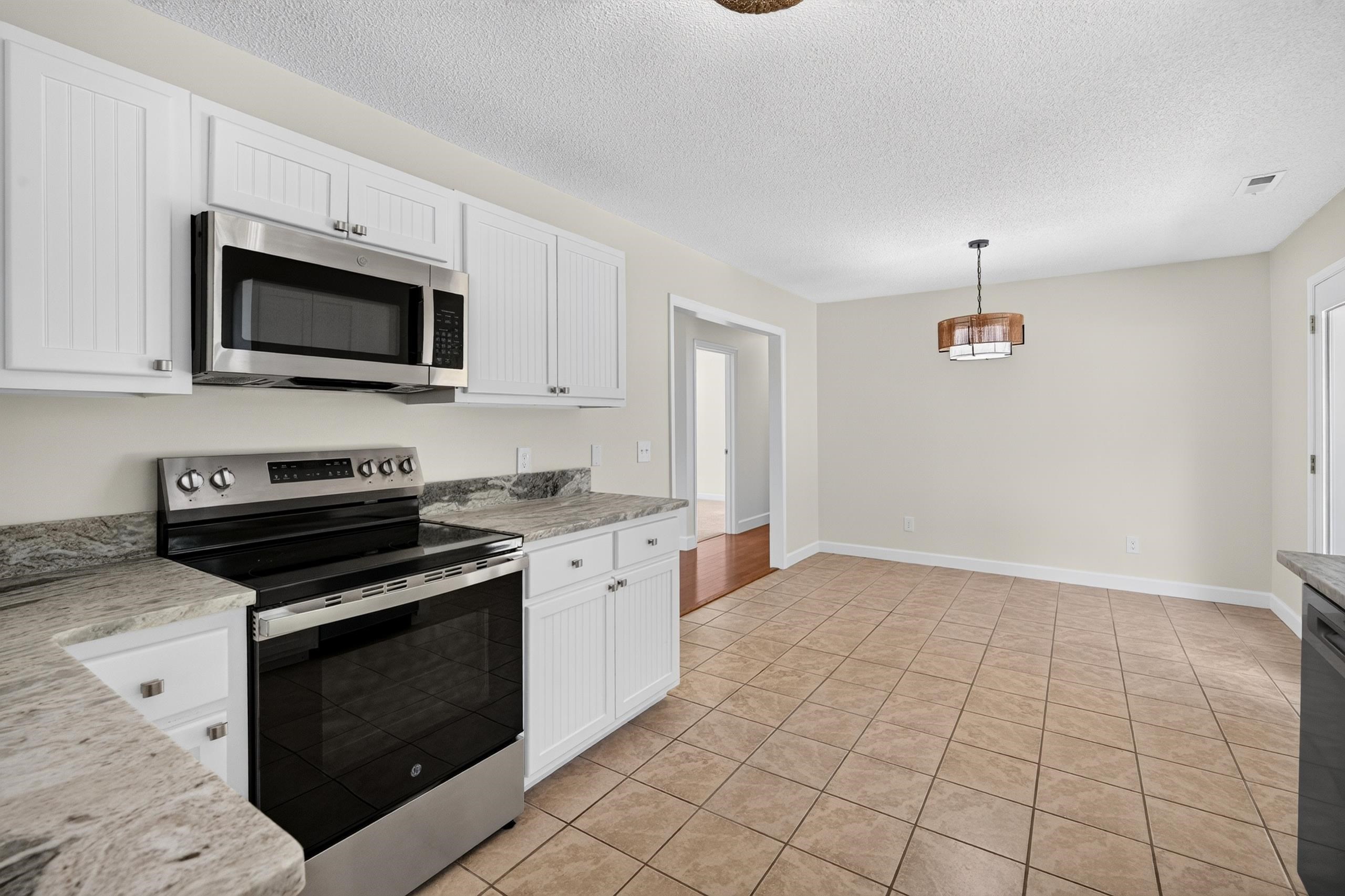 2212 South Island Rd.