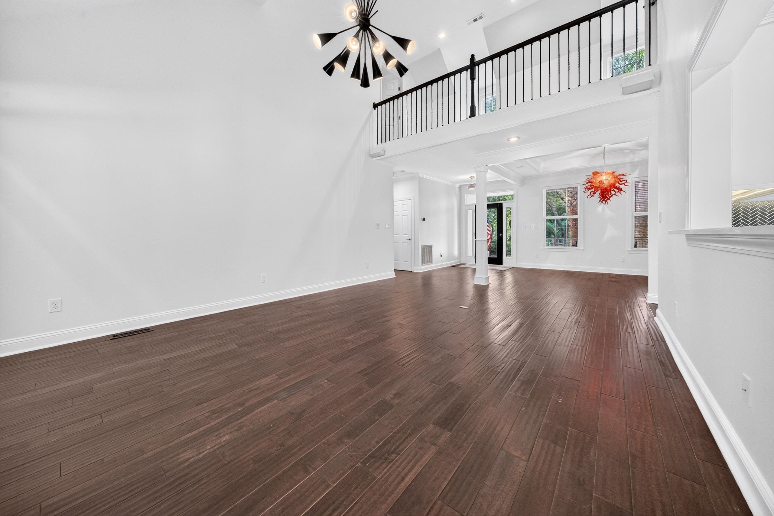 1220 Crooked Oak Dr.