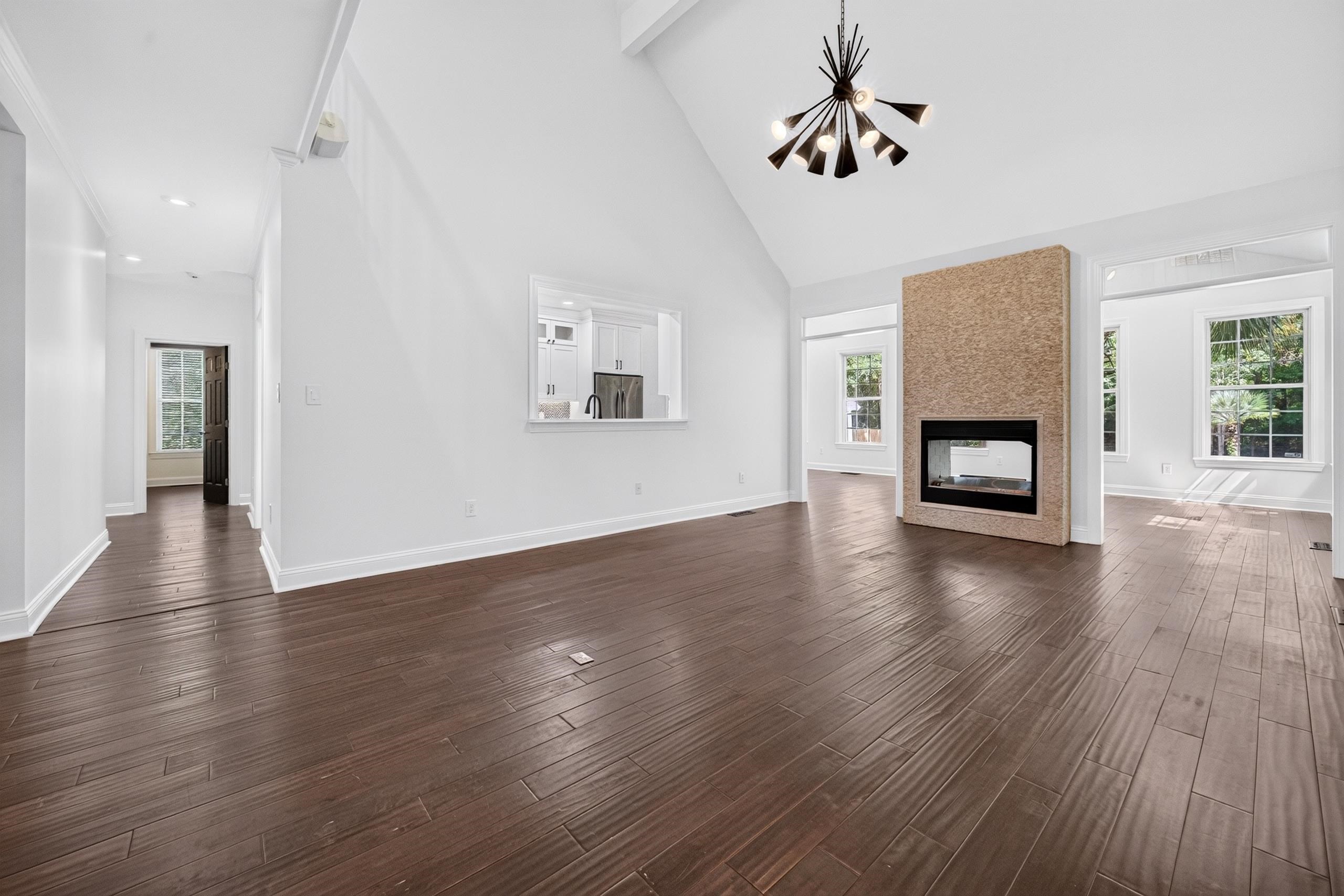 1220 Crooked Oak Dr.