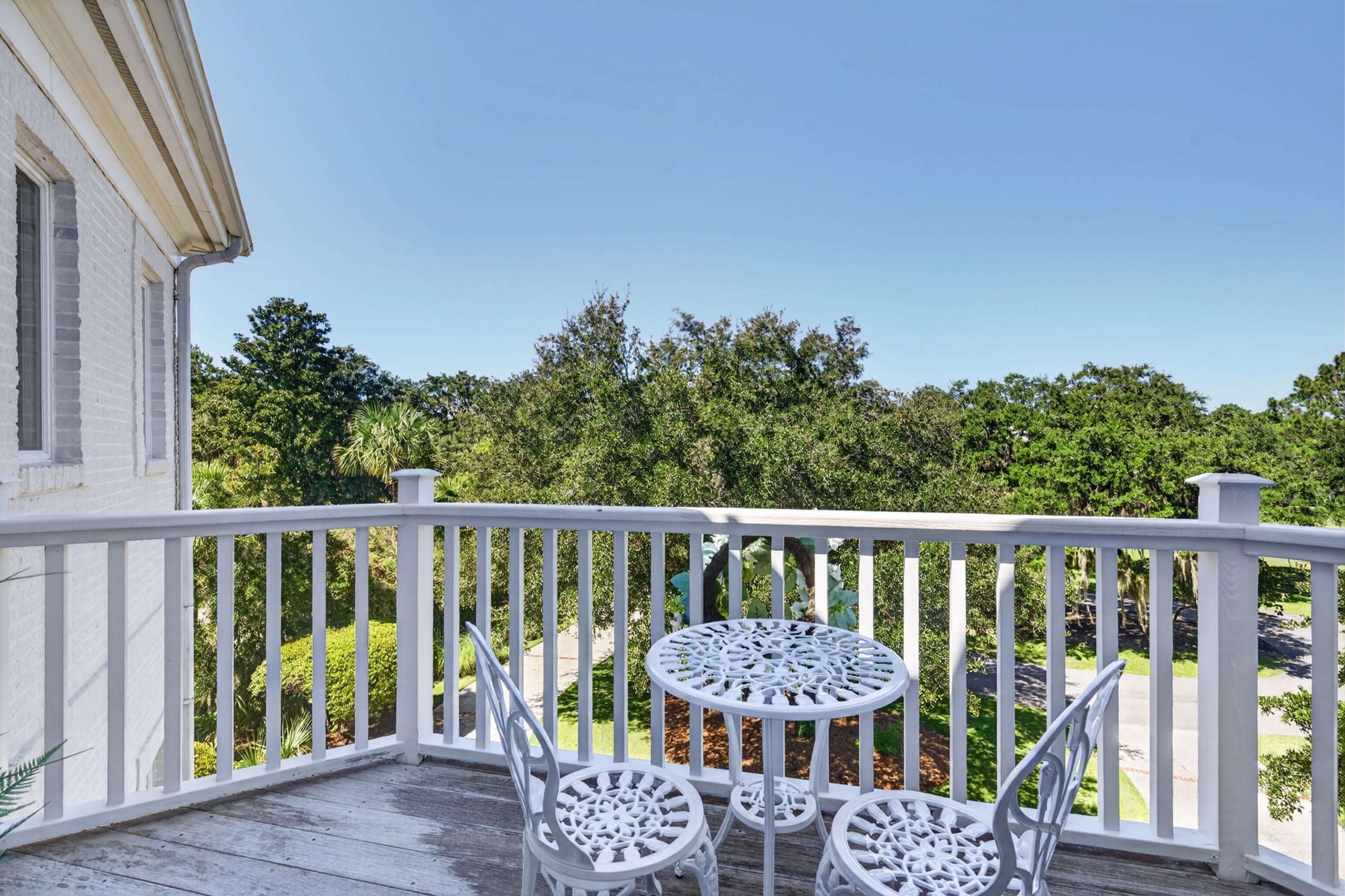 90 Swan Point Trail