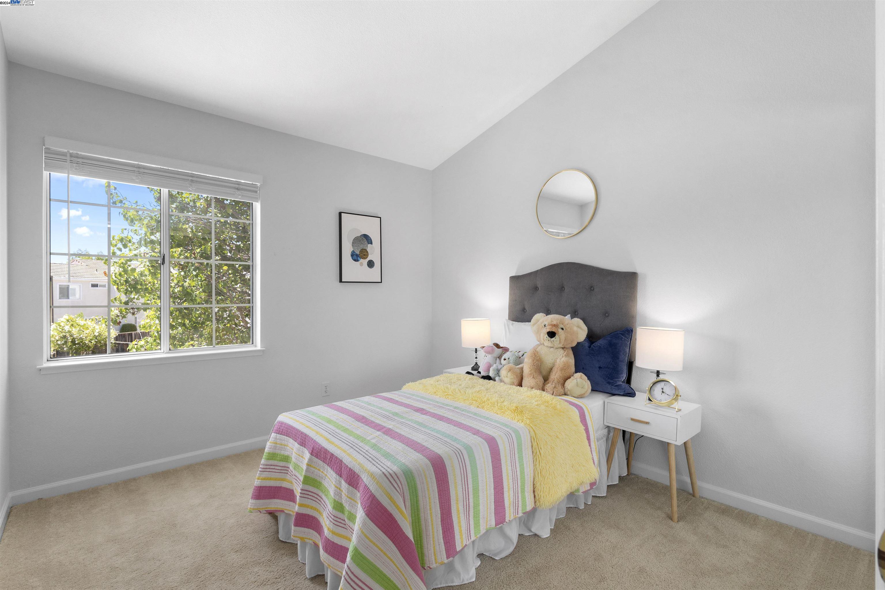 5760 Oleander Cmn