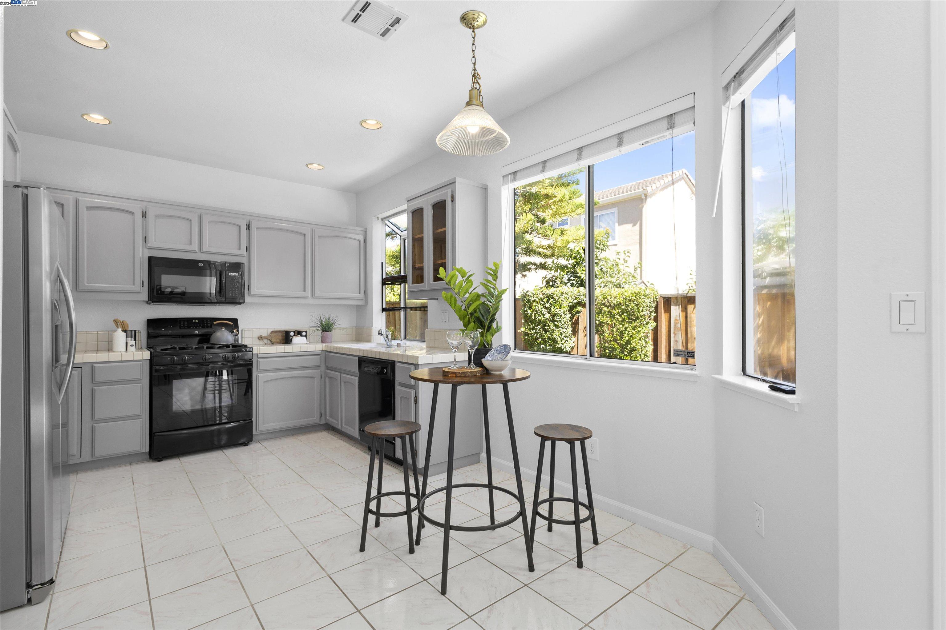 5760 Oleander Cmn