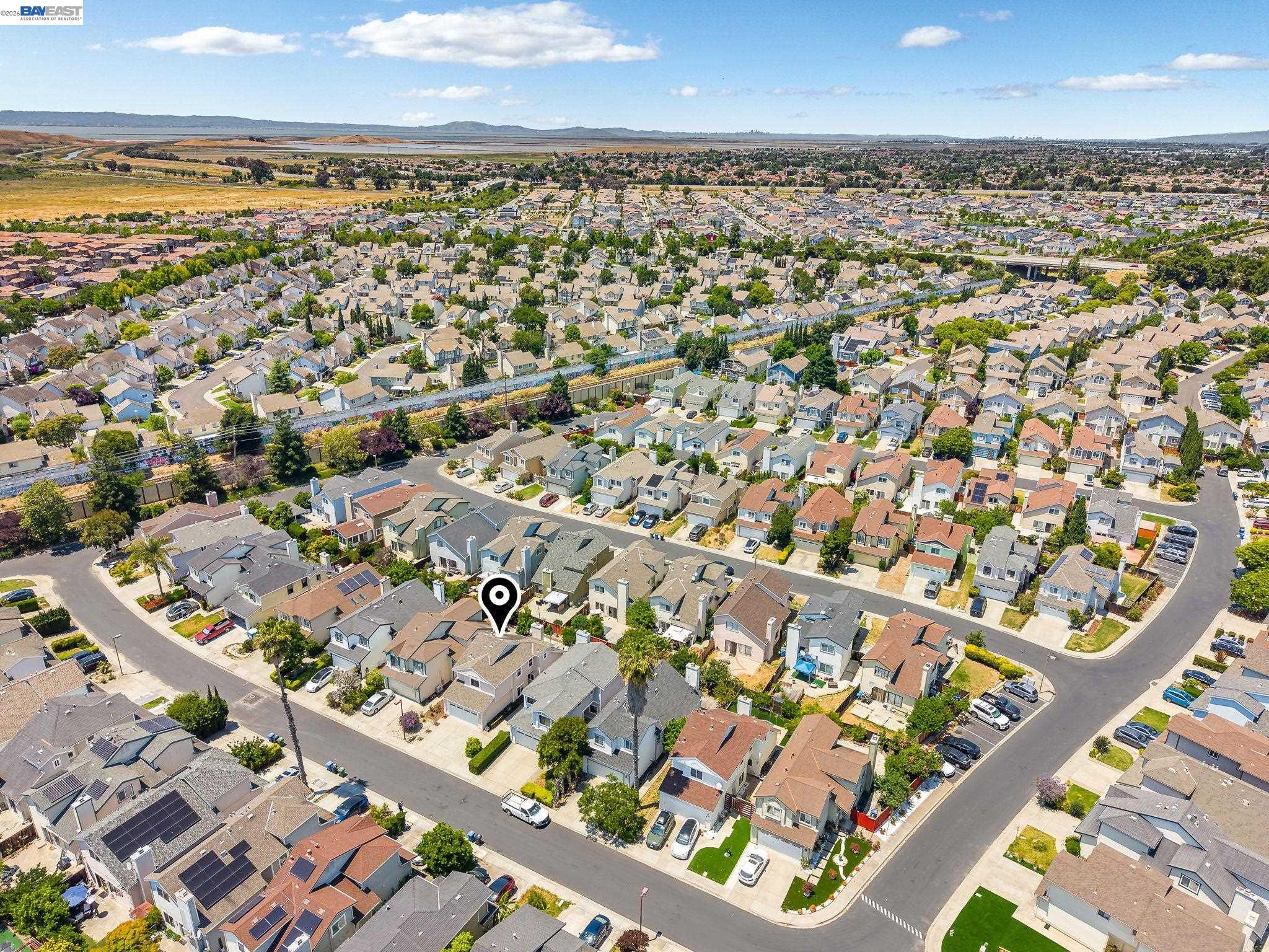 5439 Sunstar Commons