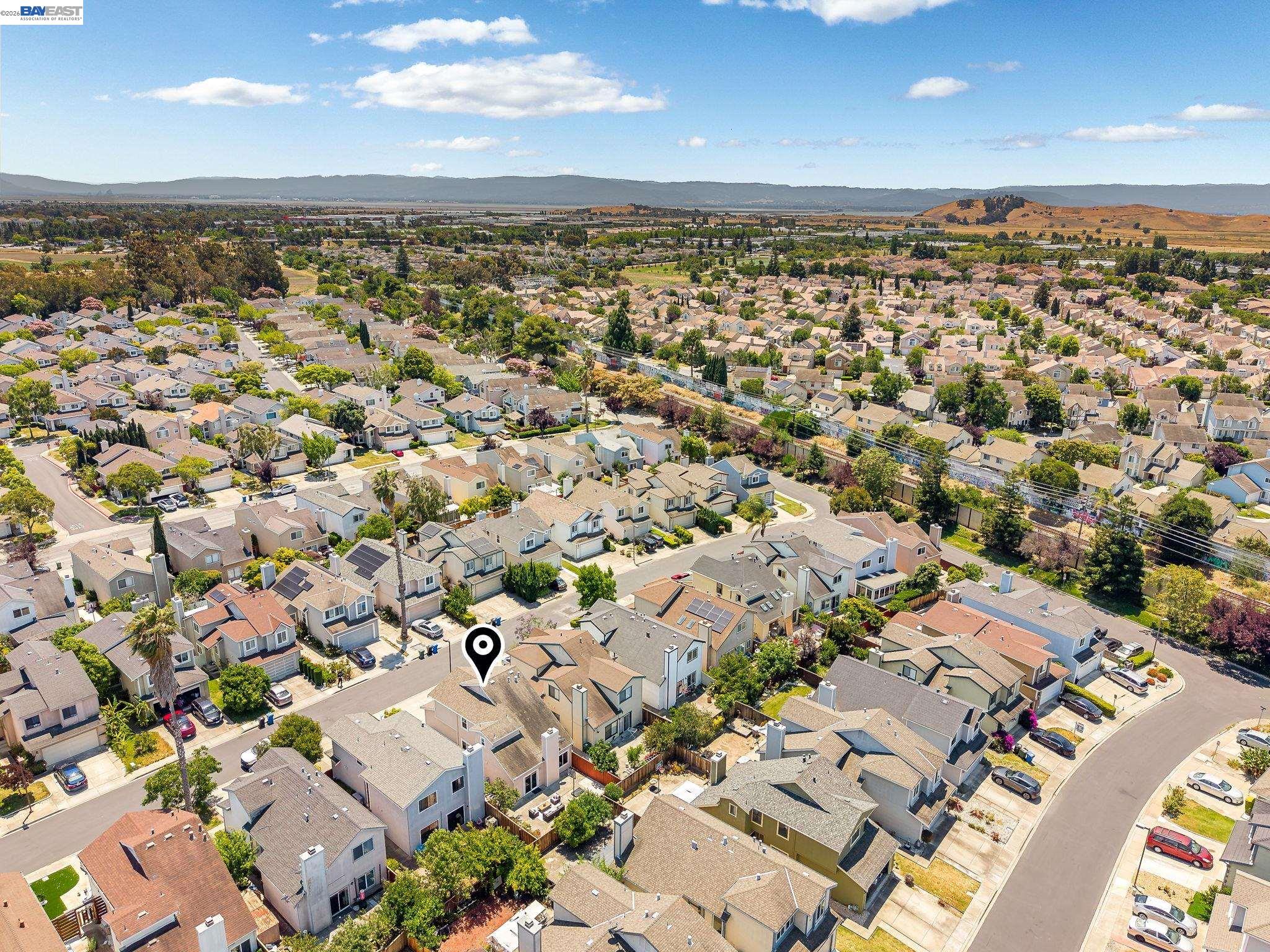 5439 Sunstar Commons