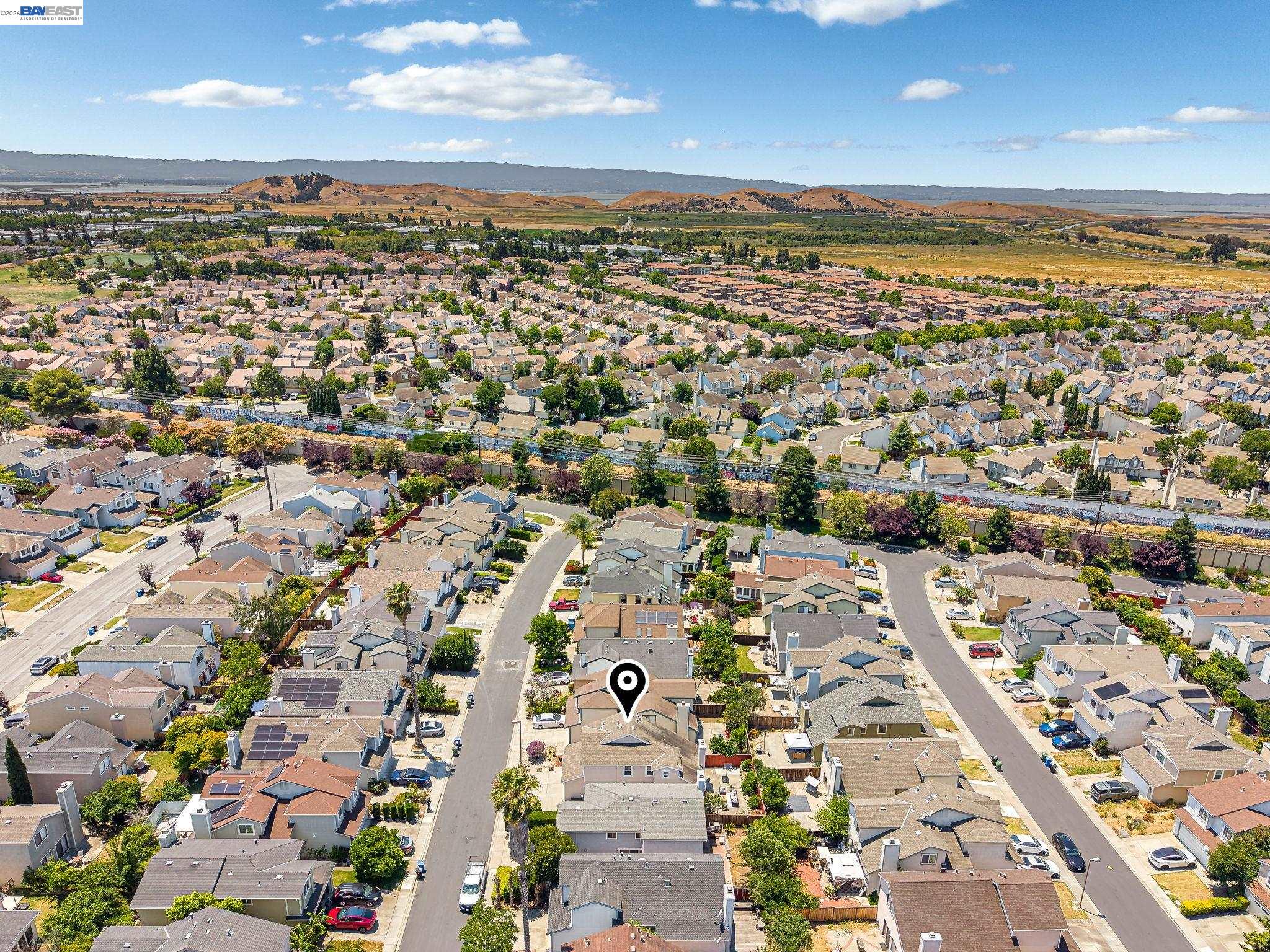 5439 Sunstar Commons