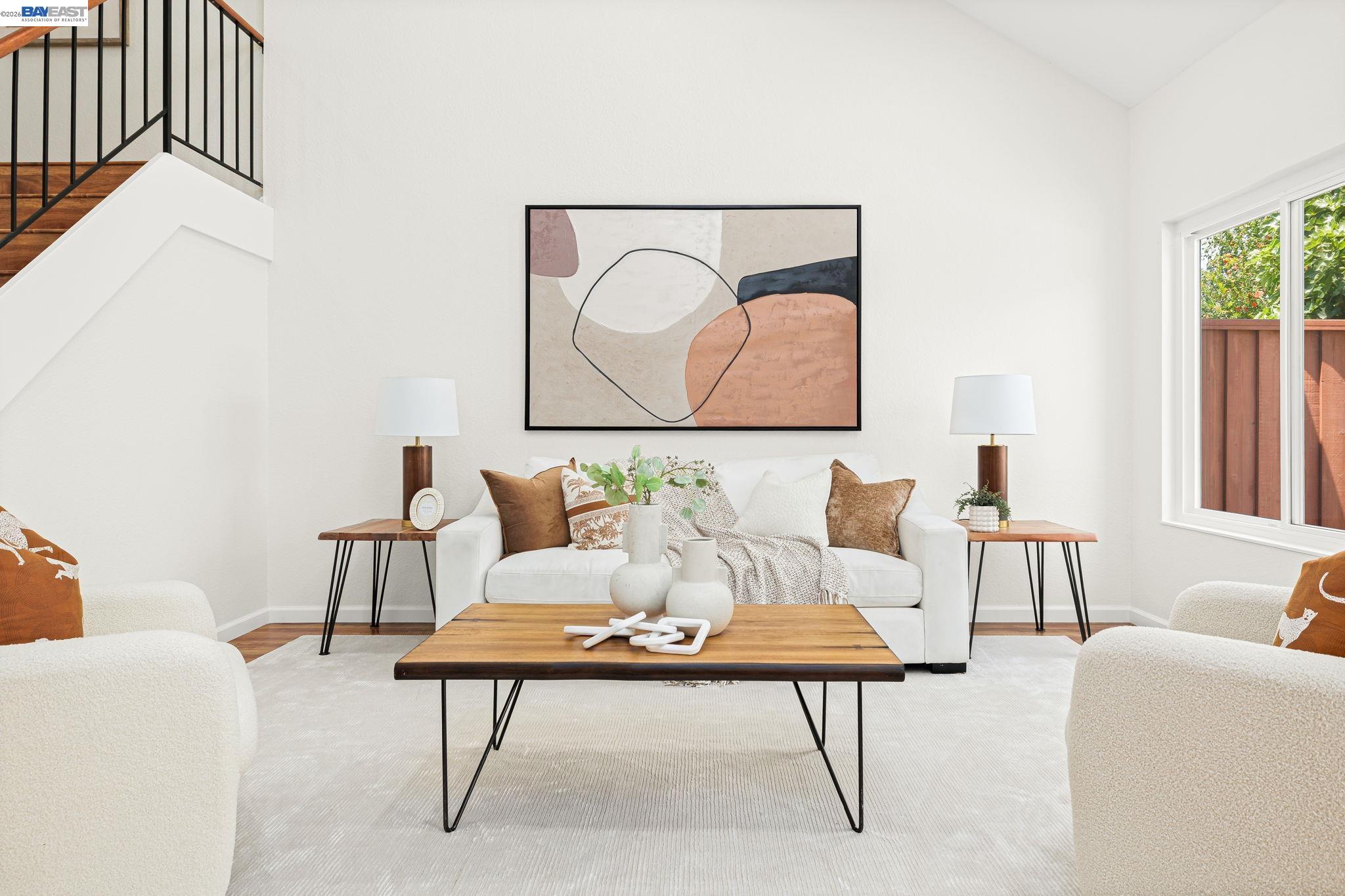 5439 Sunstar Commons