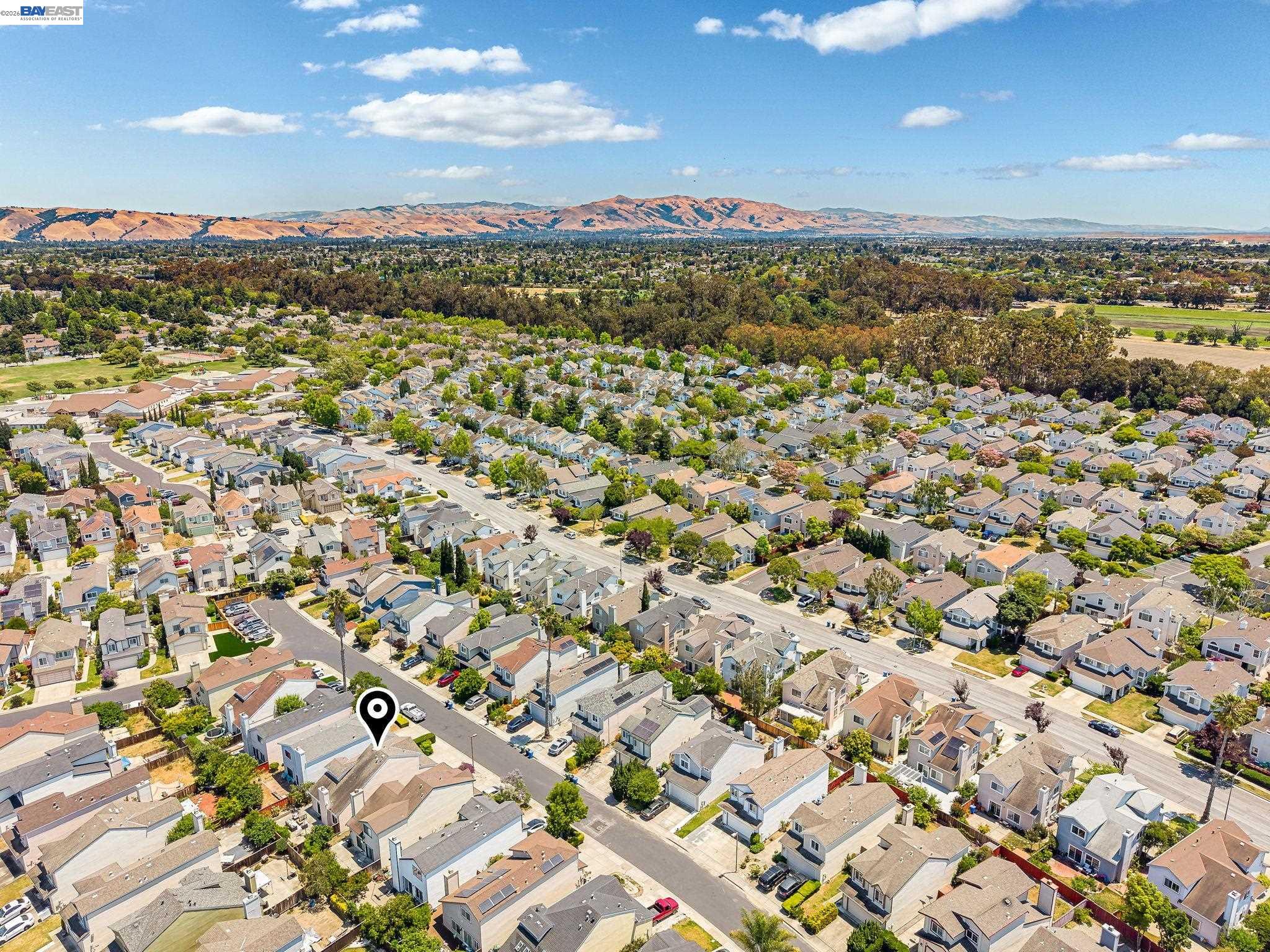 5439 Sunstar Commons