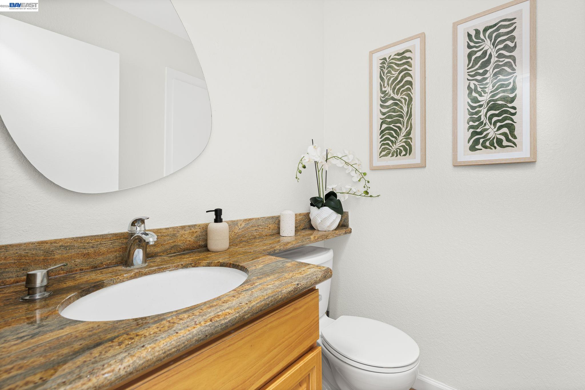 5439 Sunstar Commons