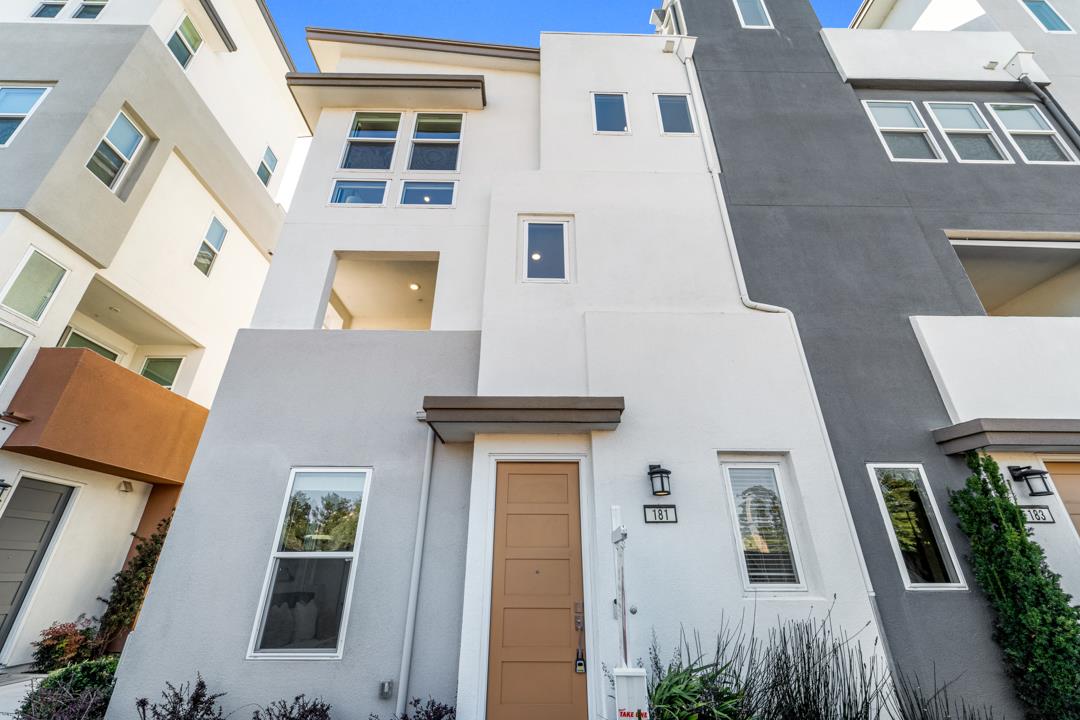 2911 Noyce Place 181