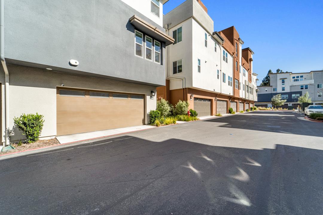 2911 Noyce Place 181