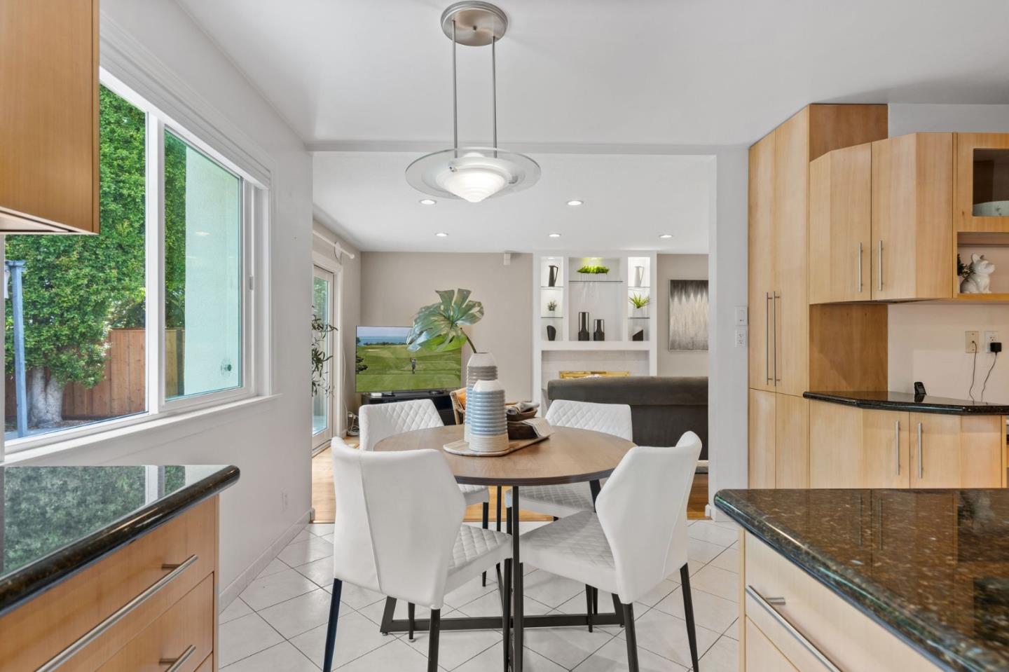 949 Hillsboro Avenue