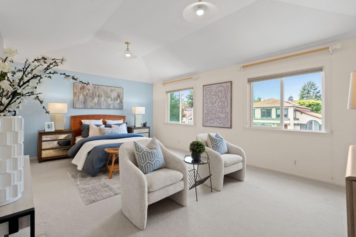 949 Hillsboro Avenue