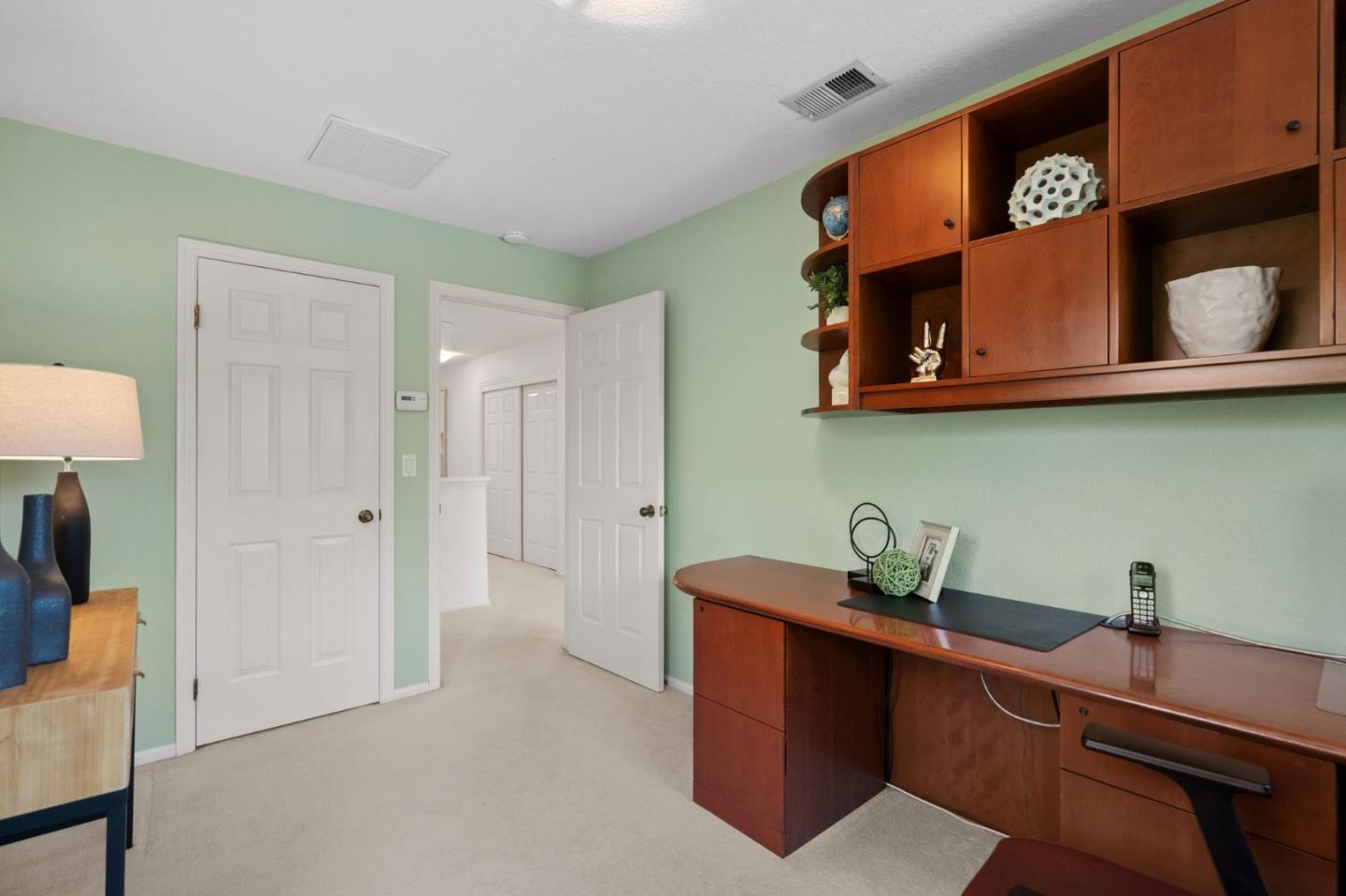 949 Hillsboro Avenue