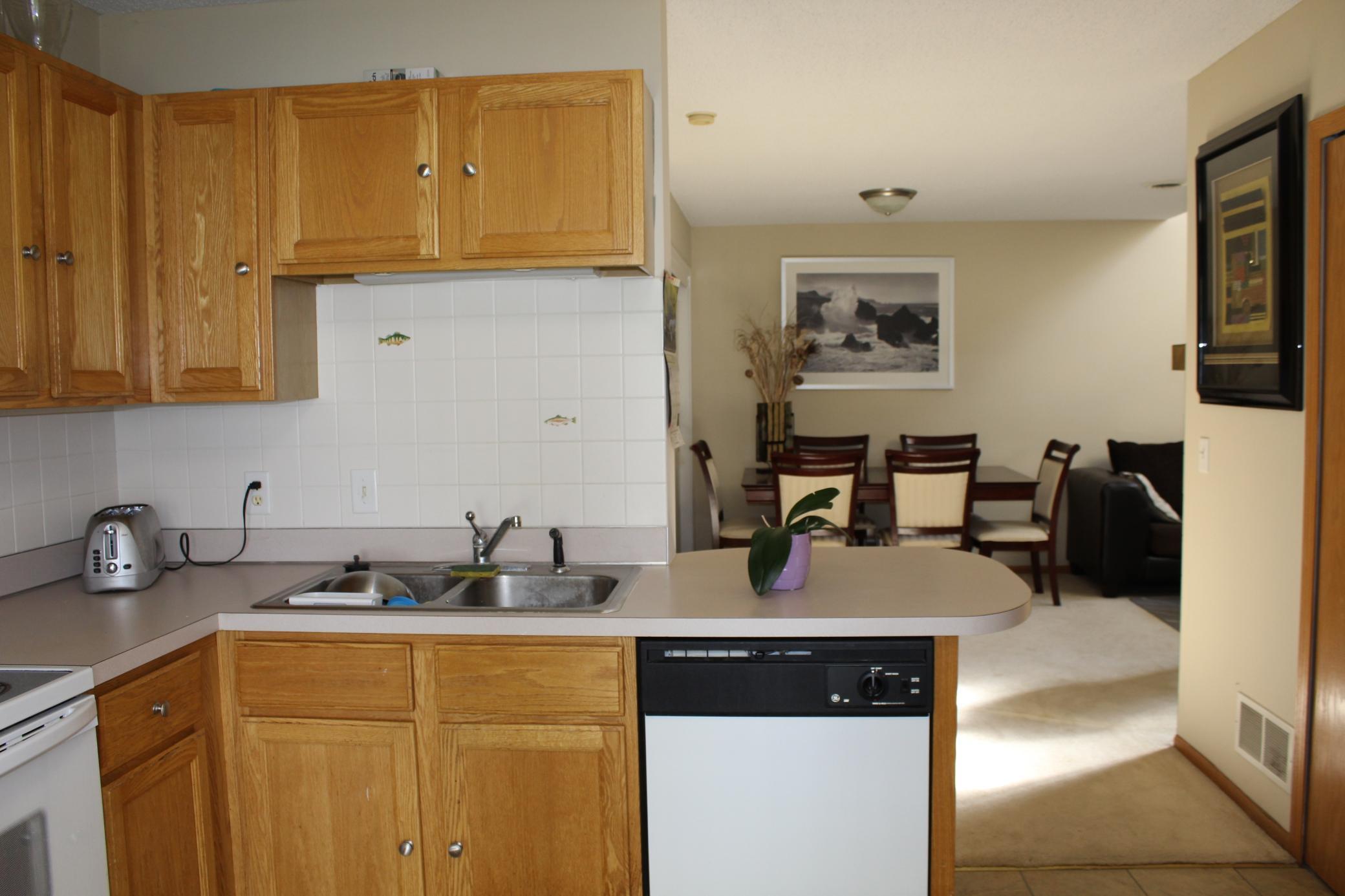 1905 Southcross Drive W Unit: 1704