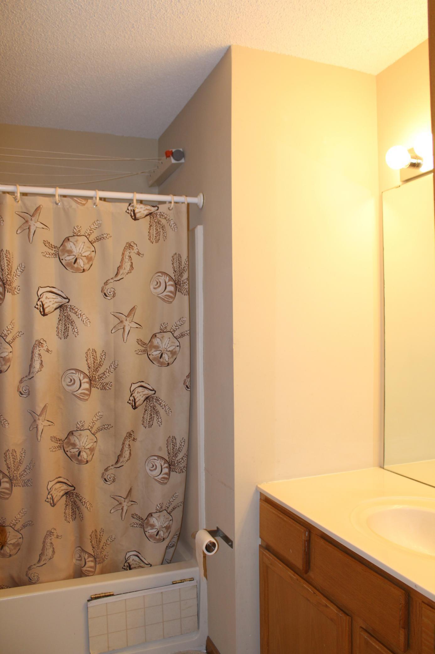 1905 Southcross Drive W Unit: 1704