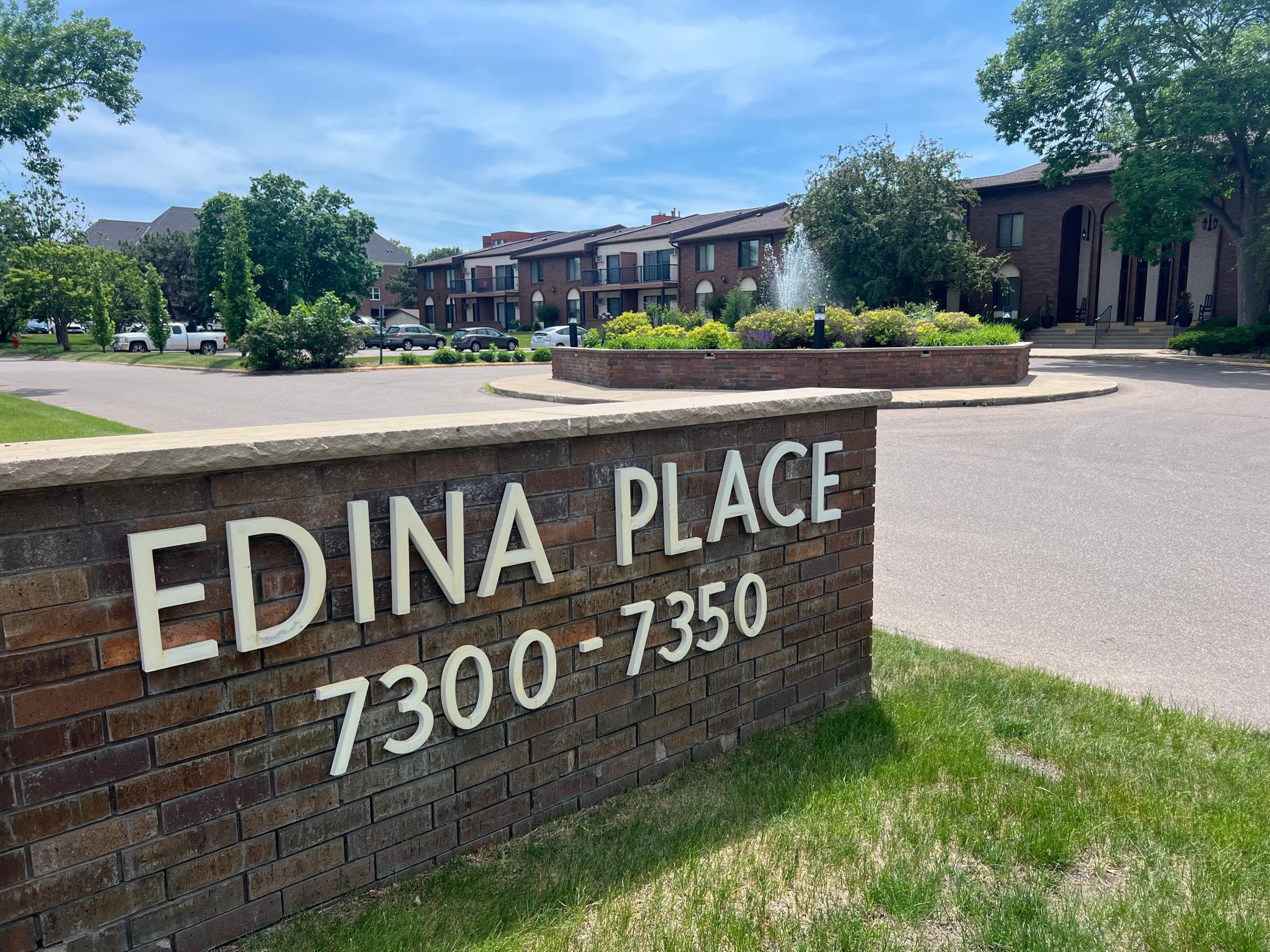 7300 York Avenue S Unit: 2063
