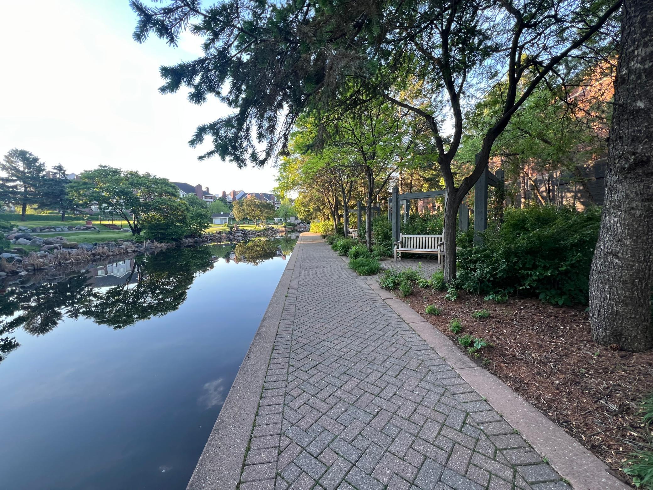 7300 York Avenue S Unit: 2063