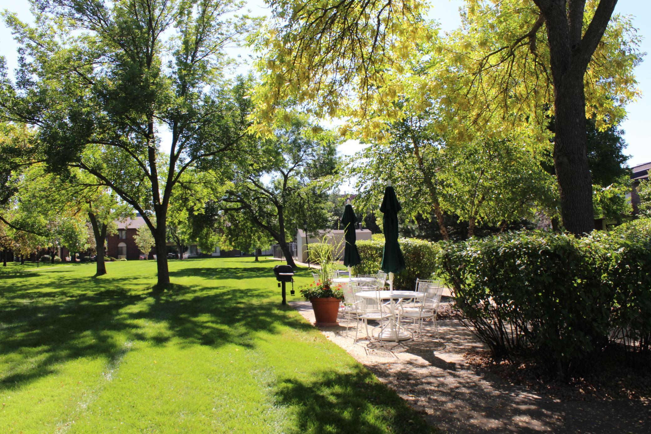 7300 York Avenue S Unit: 2063