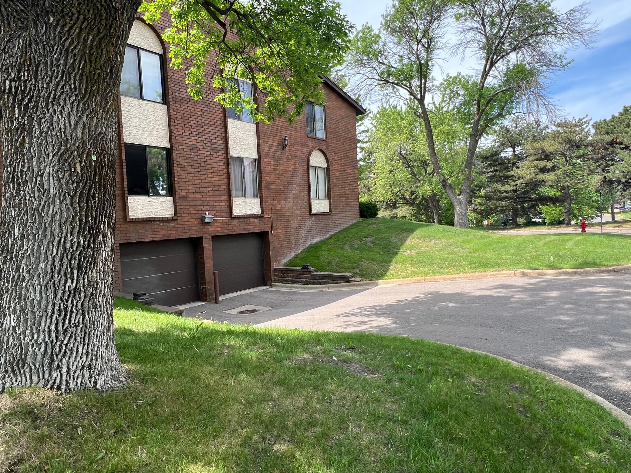 7300 York Avenue S Unit: 2063