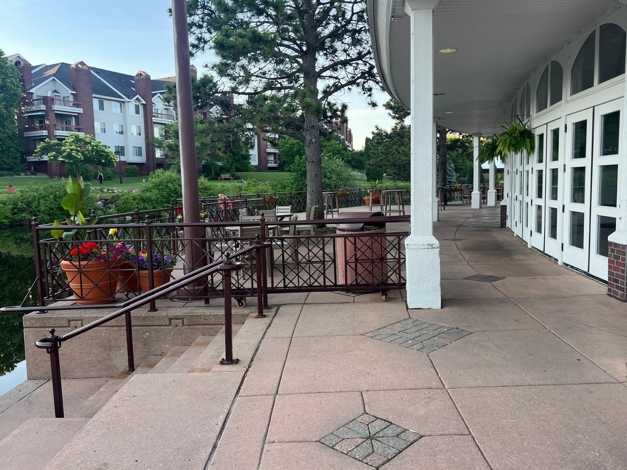7300 York Avenue S Unit: 2063