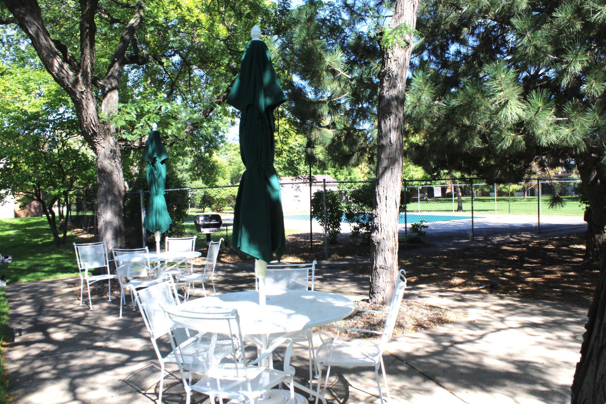 7300 York Avenue S Unit: 2063