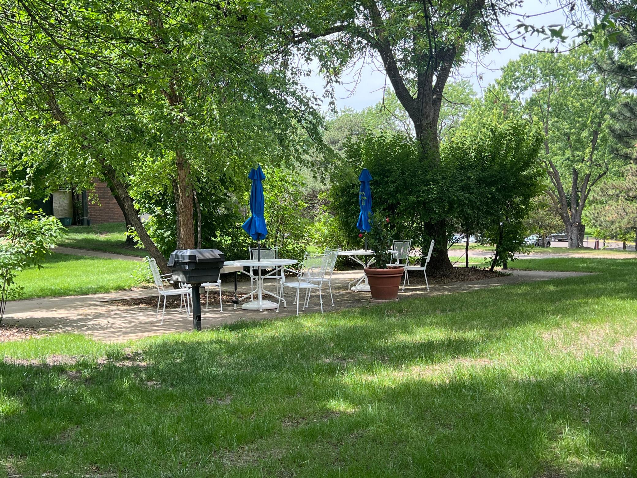 7300 York Avenue S Unit: 2063