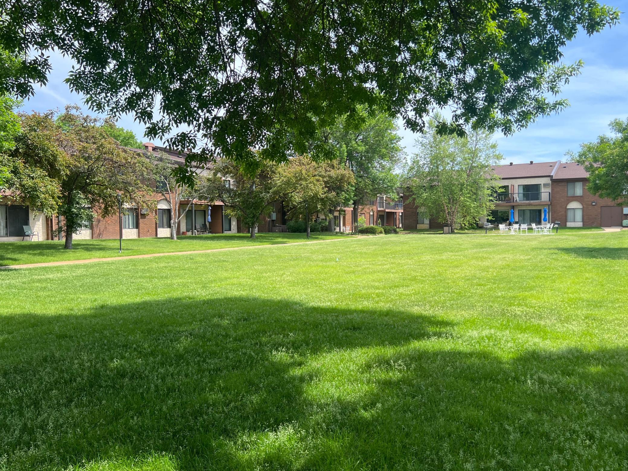 7300 York Avenue S Unit: 2063