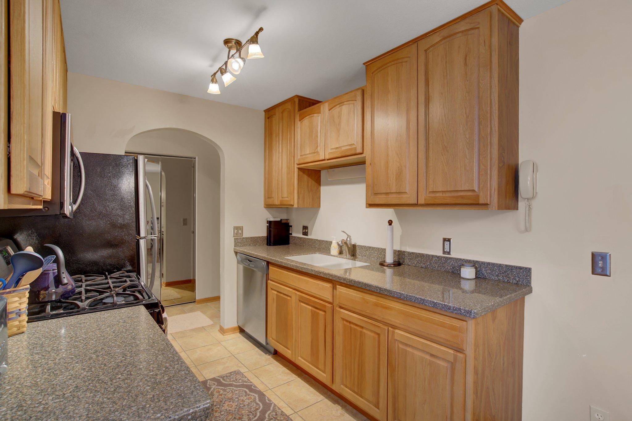 7300 York Avenue S Unit: 2063