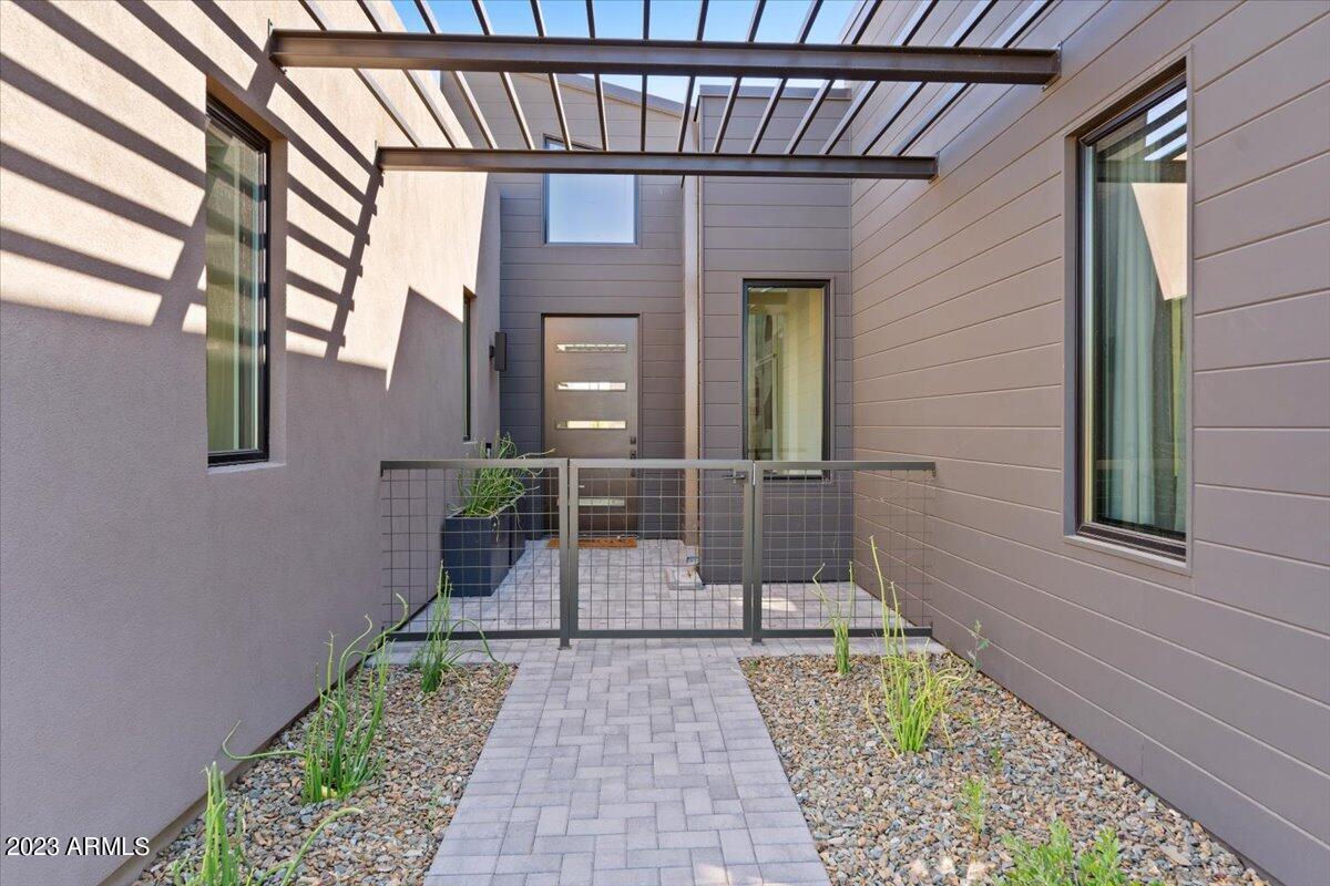 37200 N CAVE CREEK Road Unit: 1036