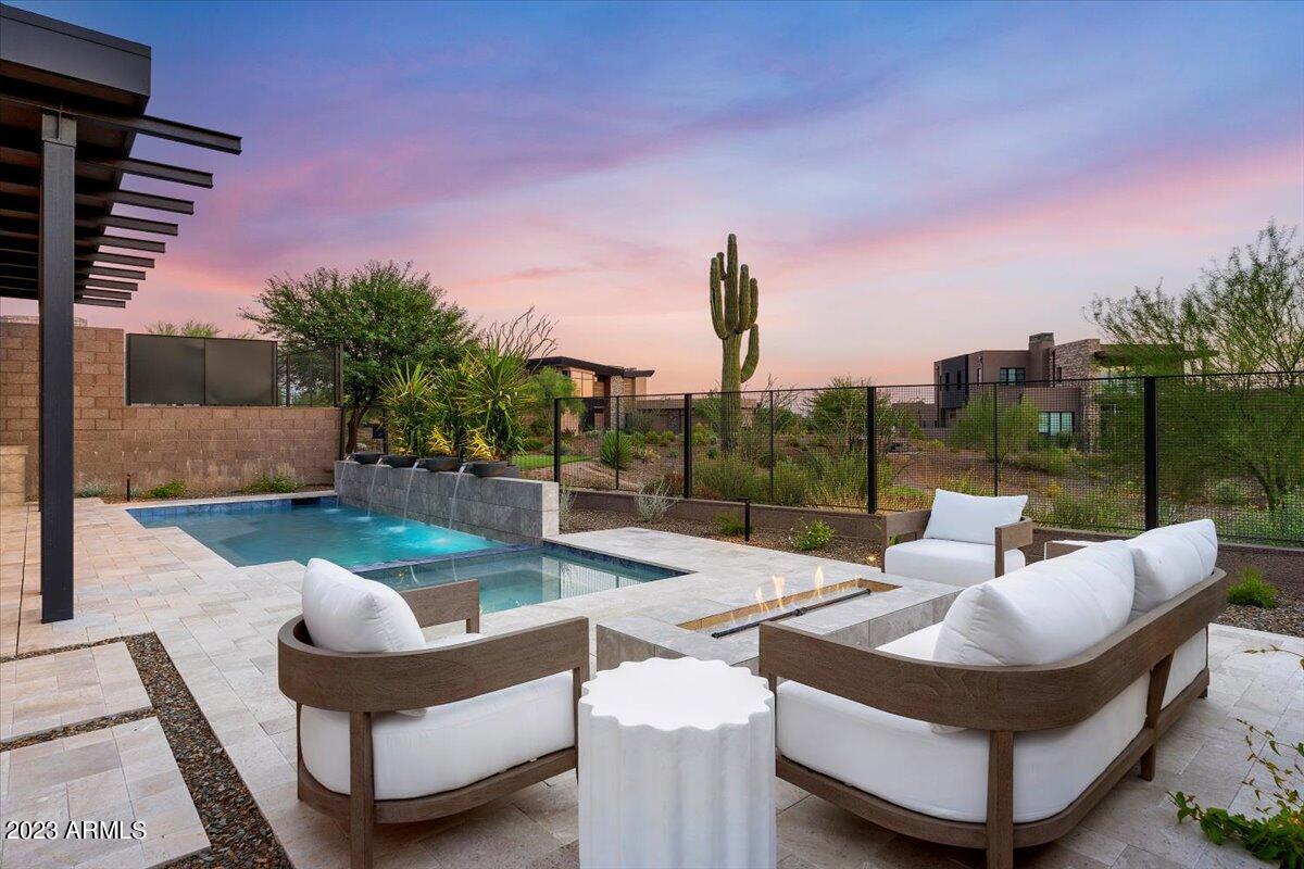 37200 N CAVE CREEK Road Unit: 1036