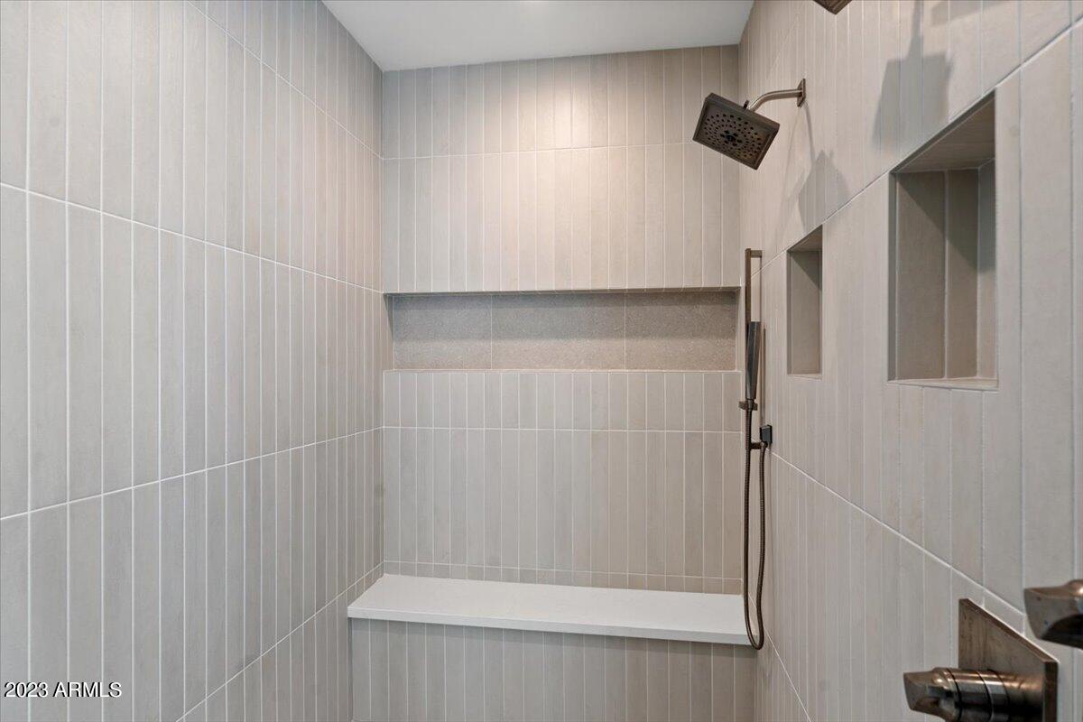 37200 N CAVE CREEK Road Unit: 1036