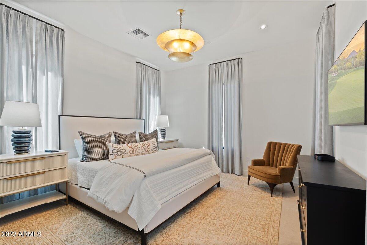 37200 N CAVE CREEK Road Unit: 1036