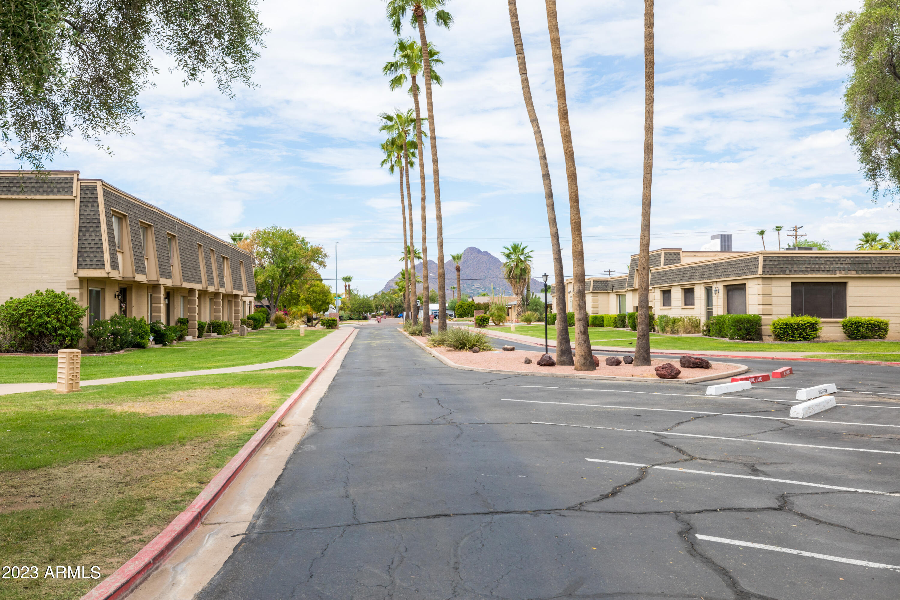 4869 N GRANITE REEF Road