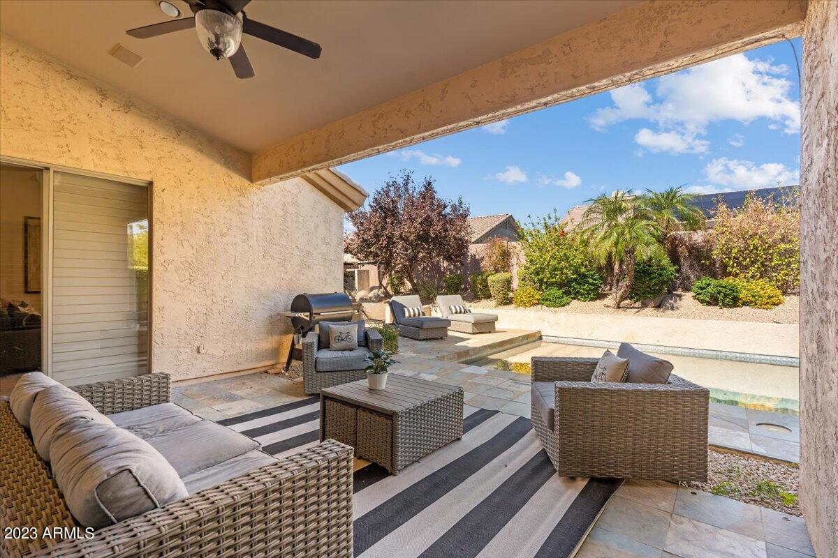 7356 E WHISTLING WIND Way