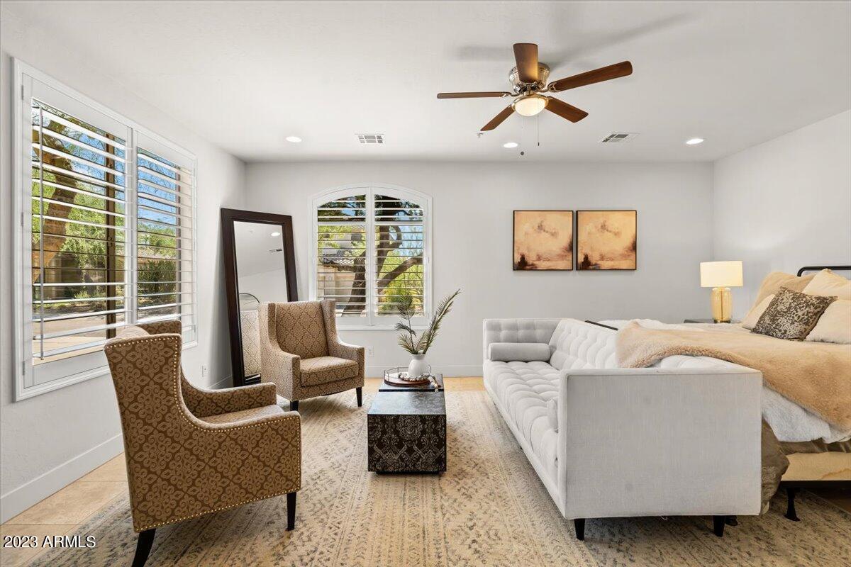 7356 E WHISTLING WIND Way