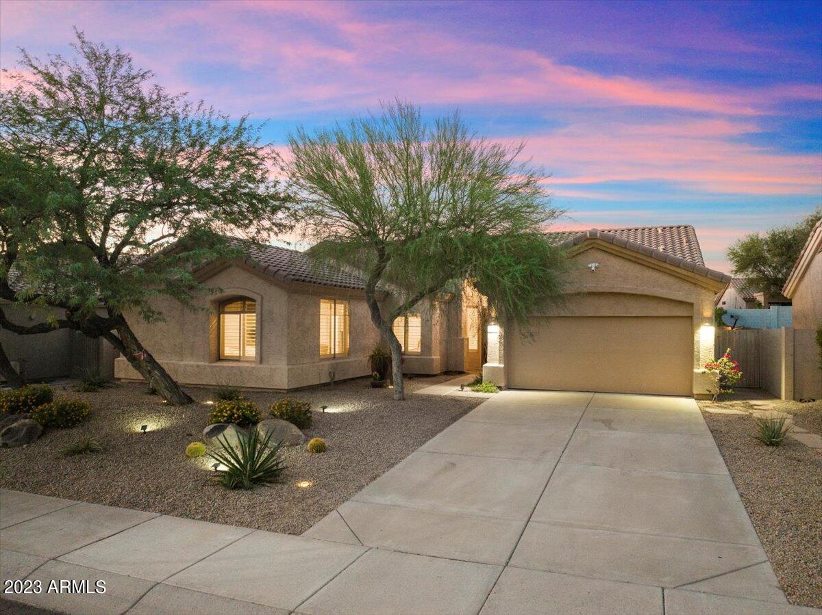 7356 E WHISTLING WIND Way