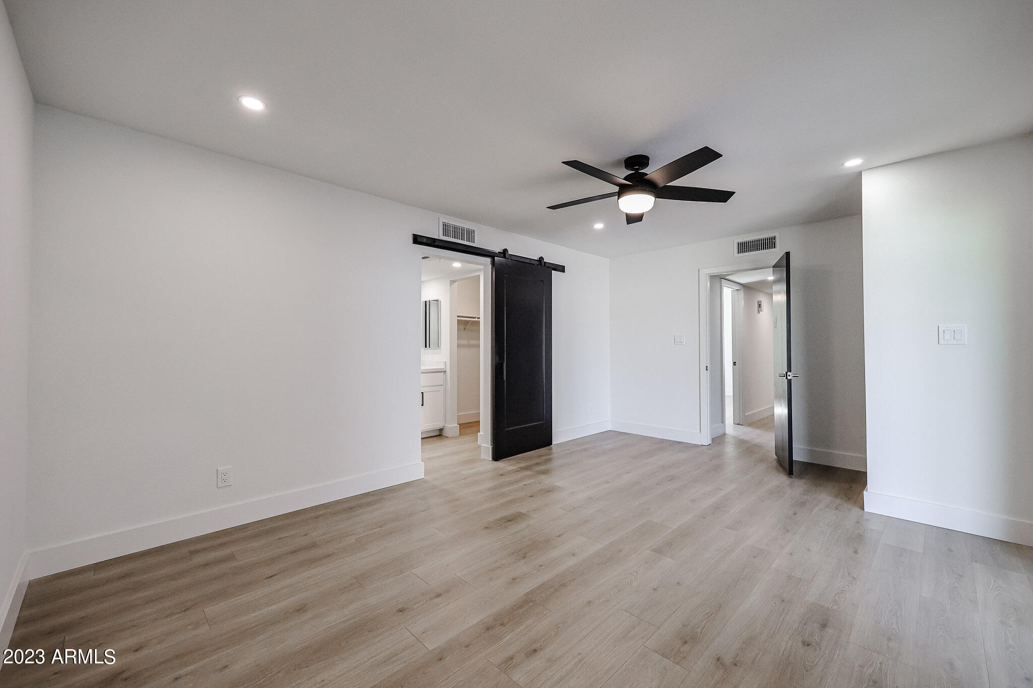 13209 N 49TH Place
