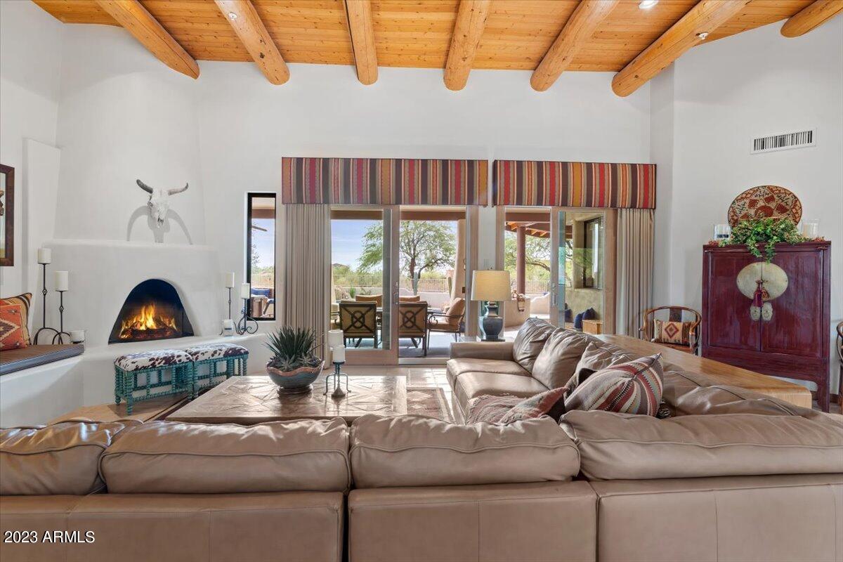 9219 E Via Del Sol Drive