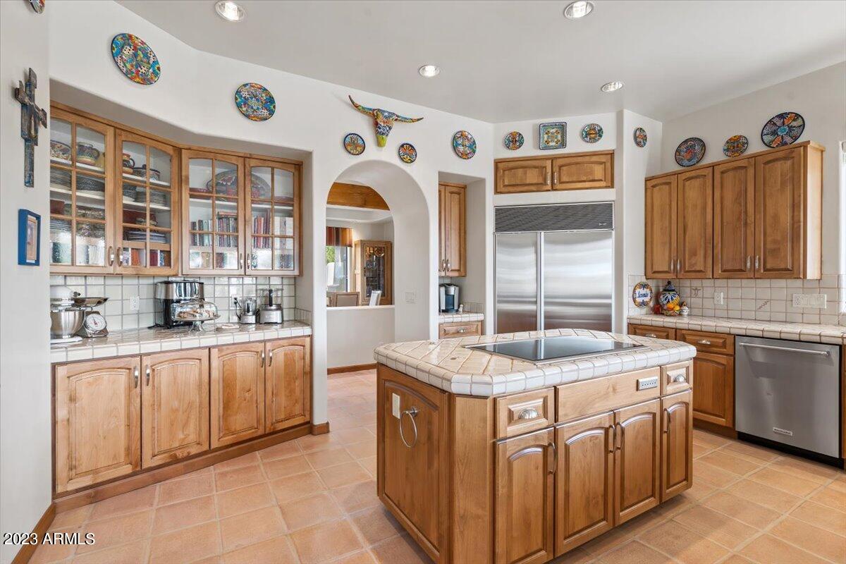 9219 E Via Del Sol Drive