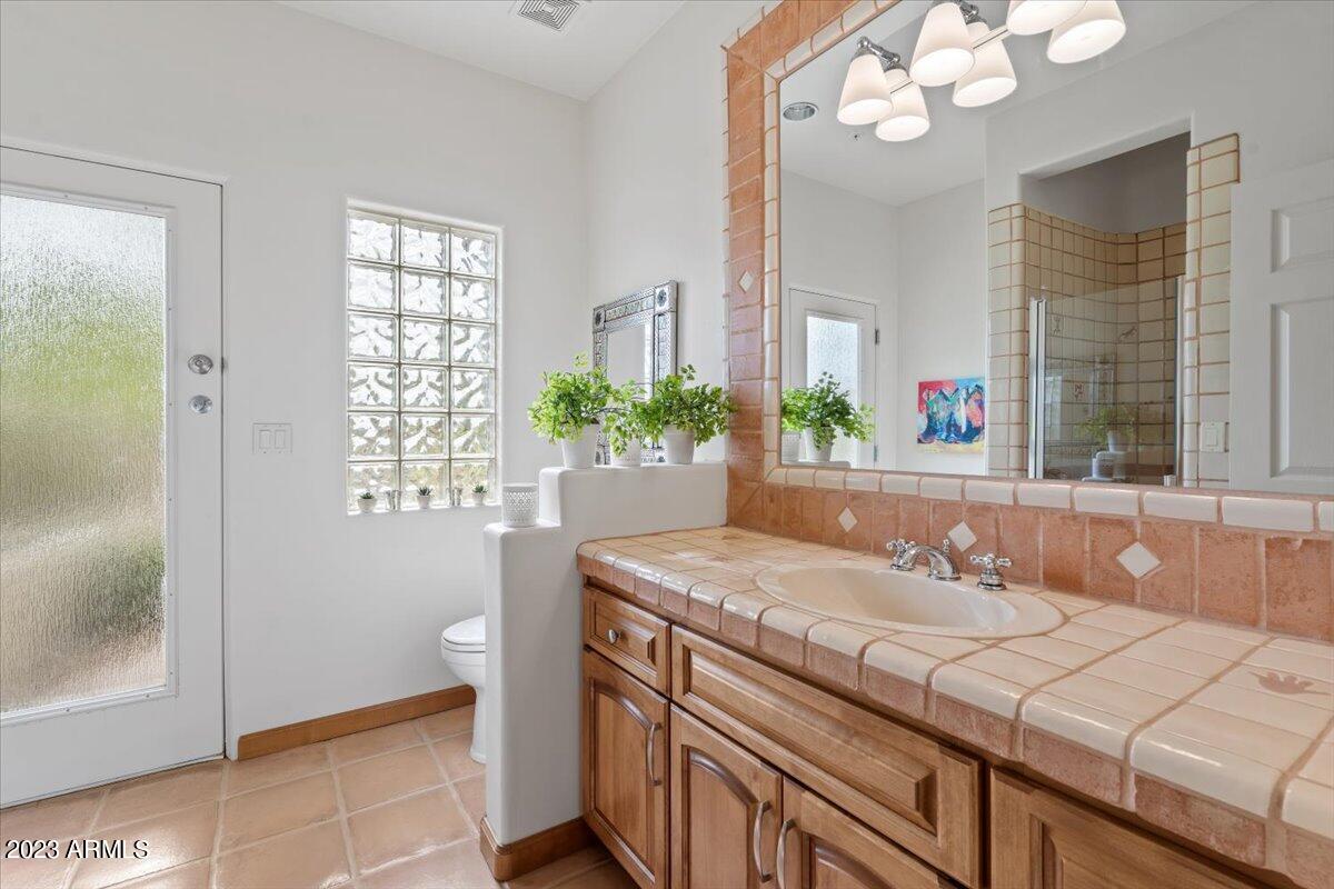 9219 E Via Del Sol Drive