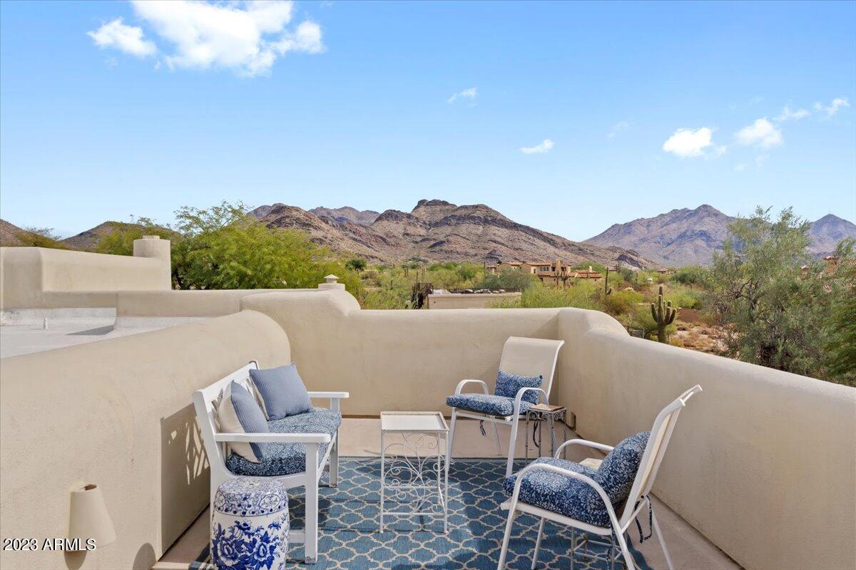9219 E Via Del Sol Drive