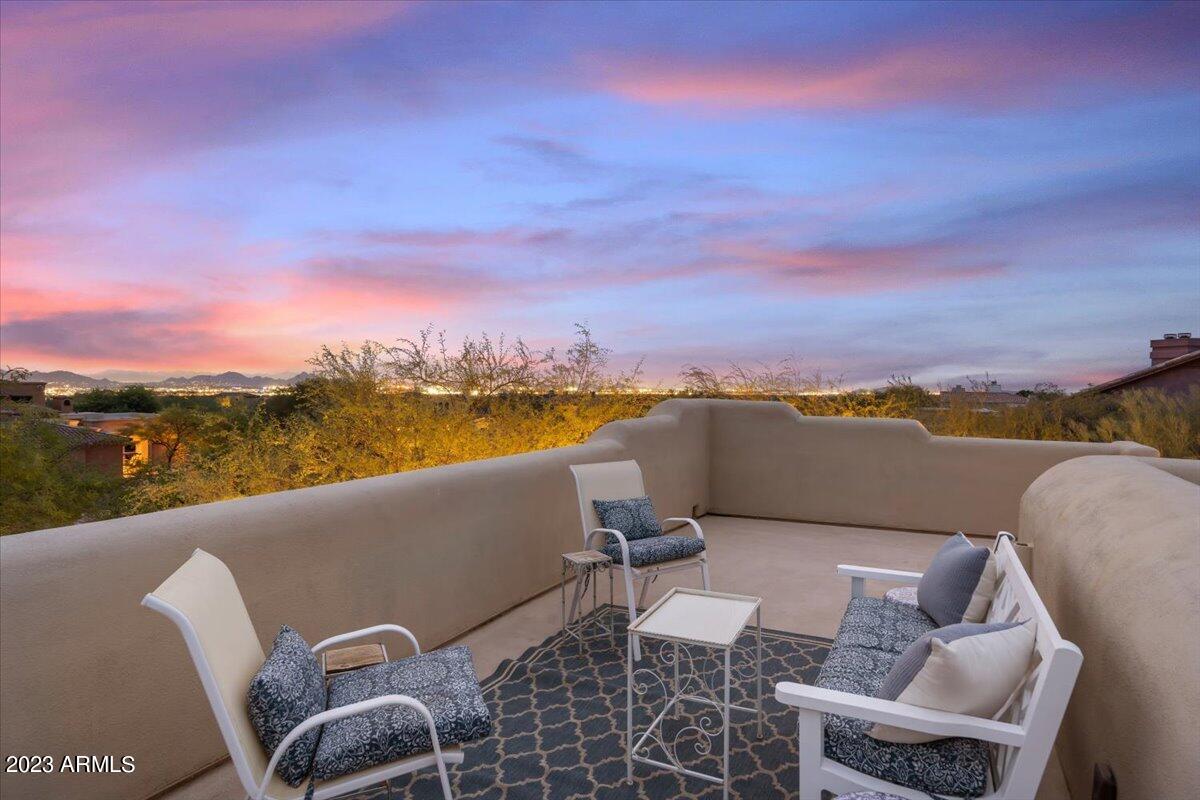 9219 E Via Del Sol Drive
