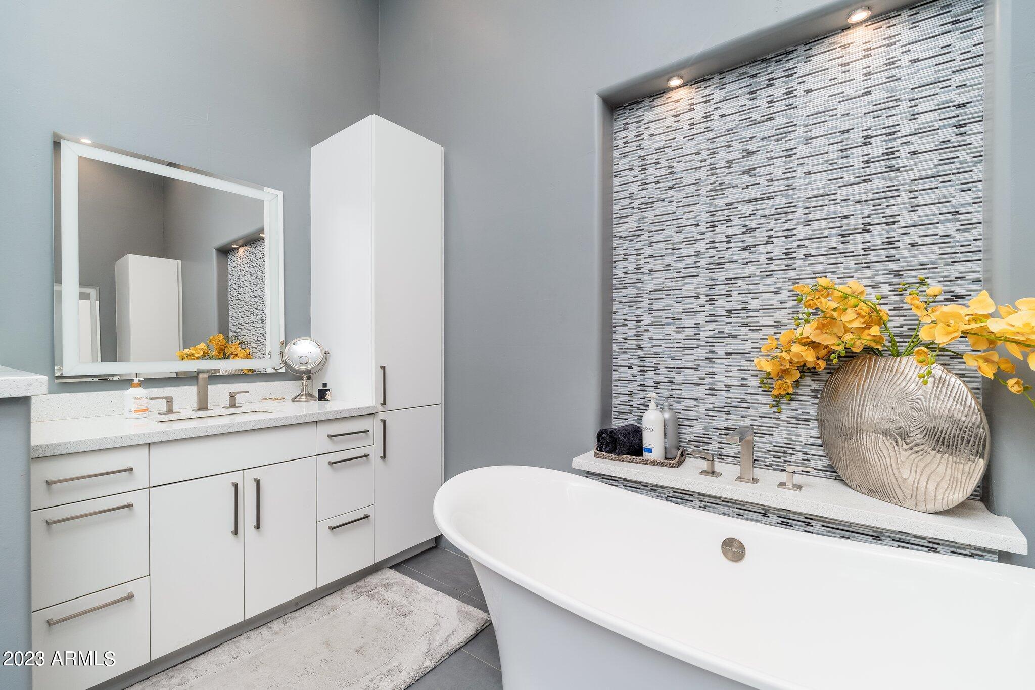 9280 E THOMPSON PEAK Parkway Unit: 21