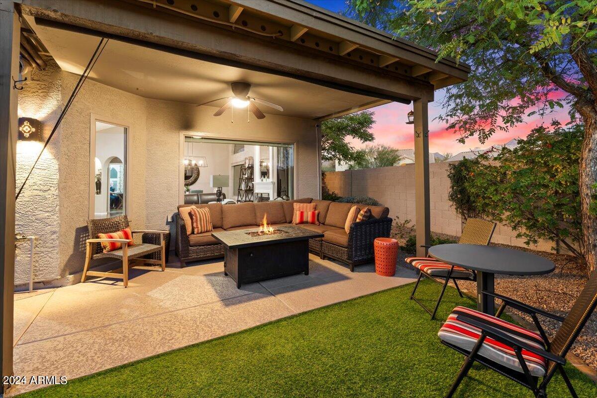9167 E MAPLE Lane