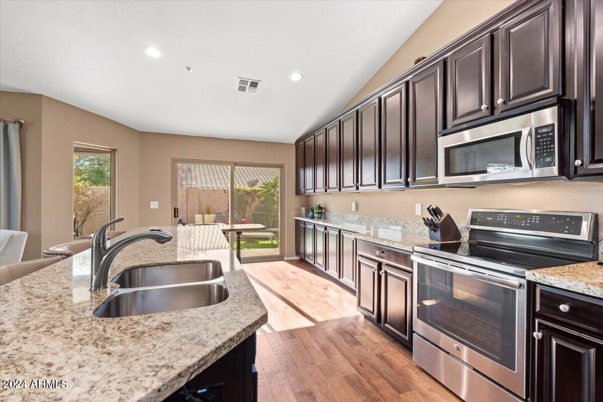 9167 E MAPLE Lane