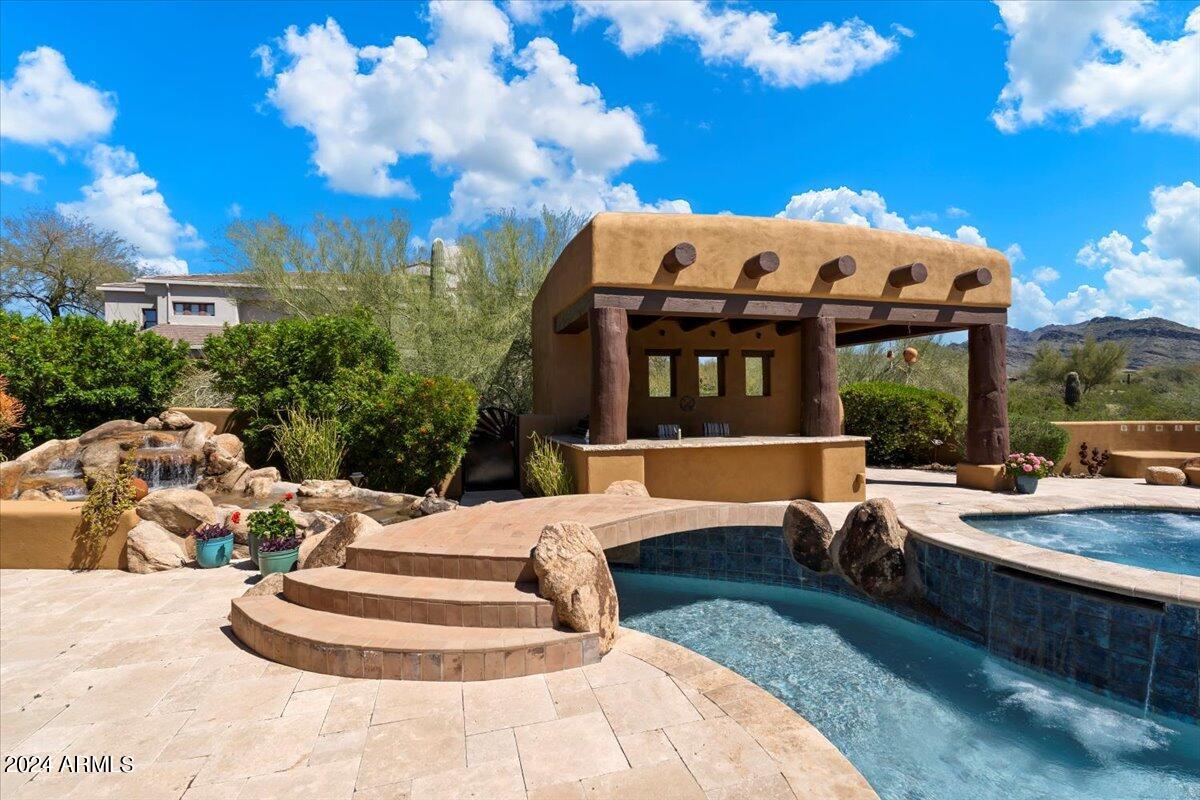9290 E THOMPSON PEAK Parkway # 402